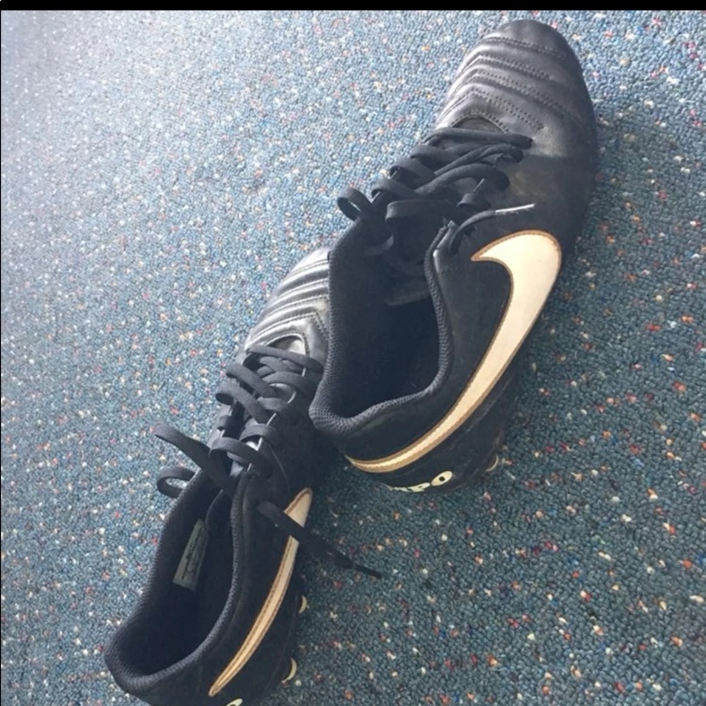 Nike soccer Cleats Size 8 Men’s